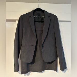 H&M Women’s 2 piece blazer and skirt set